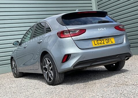 Kia Ceed 1.5 T-GDi '3' ISG 10