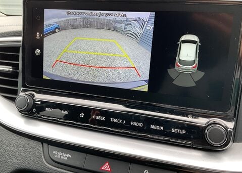 Kia Xceed 1.6 GDi 3 PHEV AUTO 19
