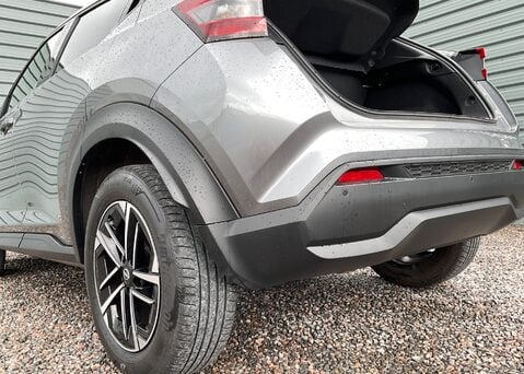Nissan Juke DIG-T N-CONNECTA 19