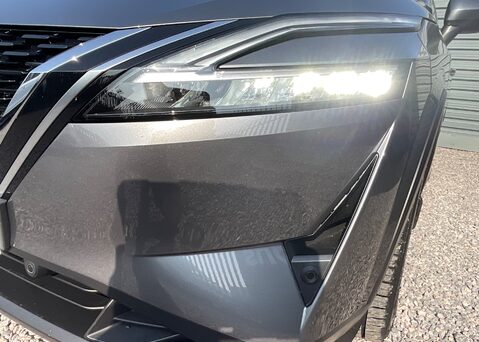 Nissan Qashqai DIG-T TEKNA DCT MHEV 5