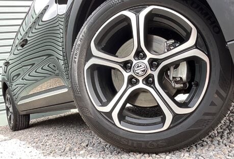 MG ZS 1.5 HYBRID+ SE