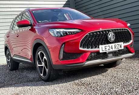 MG HS 1.5 T-GDI SE DCT