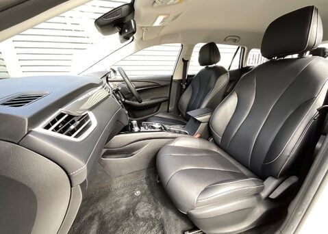 MG MG5 EV 53kWh EXCLUSIVE 14