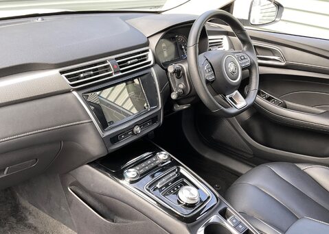 MG MG5 EV 53kWh EXCLUSIVE 15