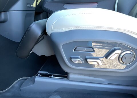 Kia EV9 99.8KWh GT-LINE S 378bhp Auto AWD 7 Seat 16