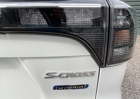 Suzuki S-Cross MOTION 16