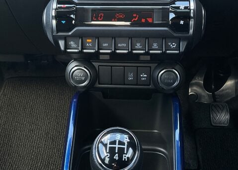 Suzuki Ignis SZ5 DUALJET MHEV 22