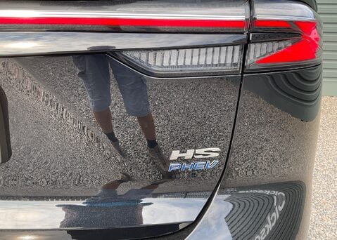 MG HS 1.5 T-GDI TROPHY PHEV 14