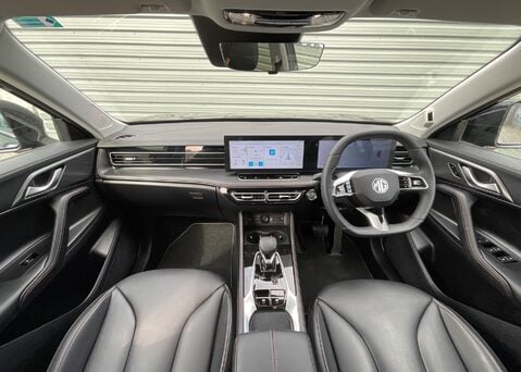 MG HS 1.5 T-GDI TROPHY PHEV 13