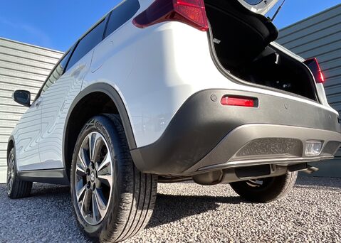 Suzuki Vitara SZ5 BOOSTERJET MHEV 18
