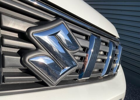 Suzuki Vitara SZ5 BOOSTERJET MHEV 7