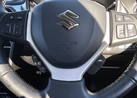 Suzuki Vitara SZ5 BOOSTERJET MHEV 26