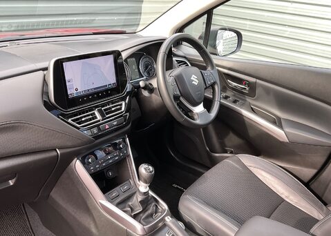 Suzuki SX4 S-Cross ULTRA BOOSTERJET ALLGRIP MHEV 13