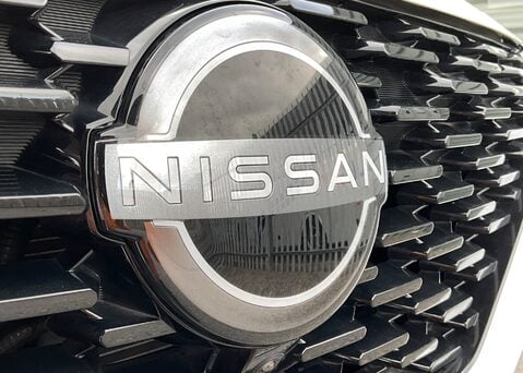 Nissan Qashqai DIG-T TEKNA PLUS MHEV 4