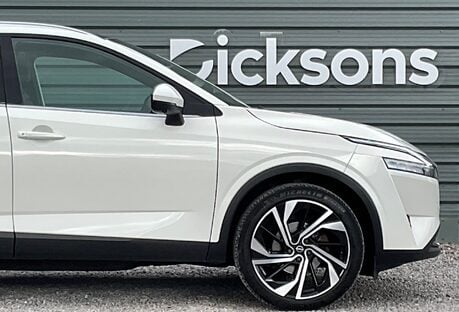 Nissan Qashqai DIG-T TEKNA PLUS MHEV