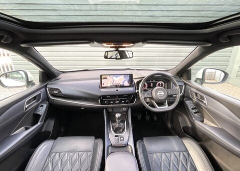 Nissan Qashqai DIG-T TEKNA PLUS MHEV 10