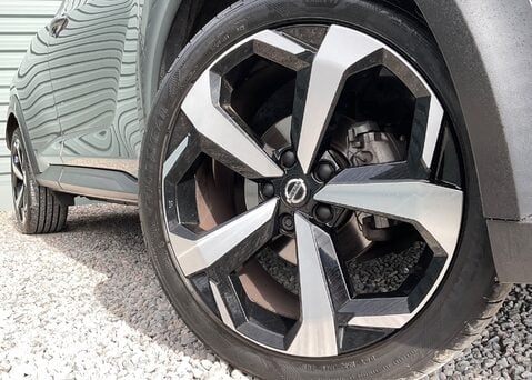 Nissan Juke DIG-T TEKNA 2