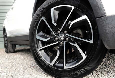 MG ZS 1.5 T-GDI EXCLUSIVE AUTO