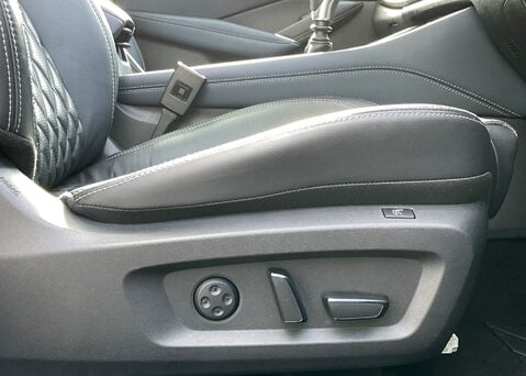 Nissan Qashqai DIG-T TEKNA PLUS MHEV 22