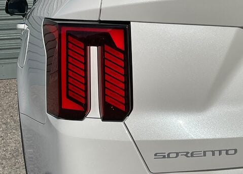 Kia Sorento 1.6 T-GDi HEV '3' 25