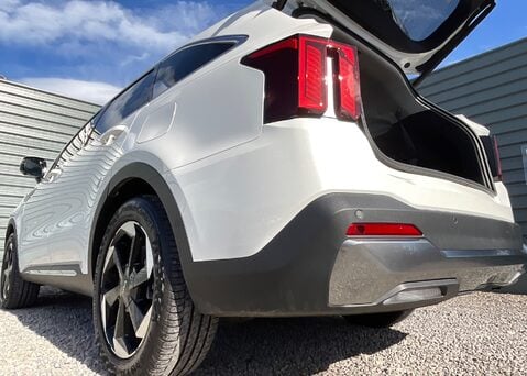 Kia Sorento 1.6 T-GDi HEV '3' 24