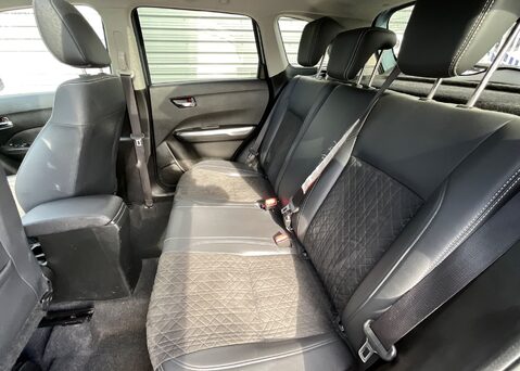 Suzuki Vitara SZ5 15