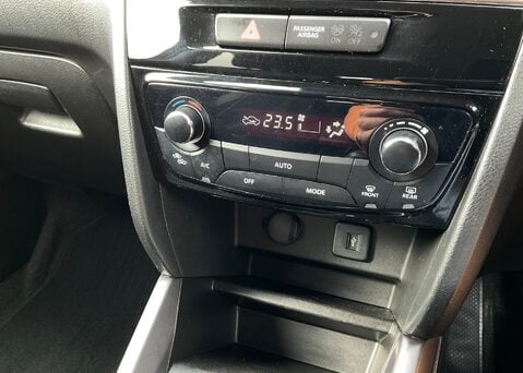 Suzuki Vitara SZ-T BOOSTERJET ALLGRIP MHEV 21