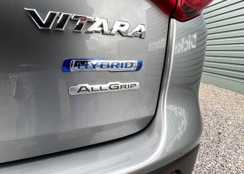 Suzuki Vitara SZ-T BOOSTERJET ALLGRIP MHEV 17