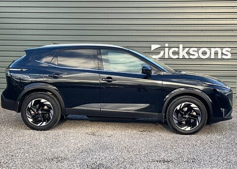 Nissan Qashqai DIG-T N-CONNECTA 8