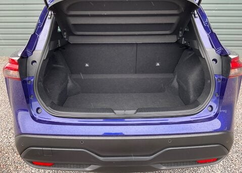 Nissan Qashqai DIG-T ACENTA PREMIUM MHEV 17