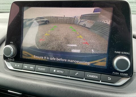 Nissan Qashqai DIG-T ACENTA PREMIUM MHEV 15