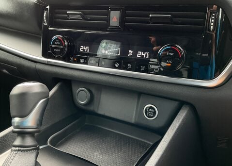 Nissan Qashqai DIG-T ACENTA PREMIUM MHEV 24