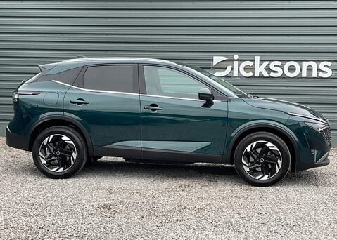 Nissan Qashqai DIG-T N-CONNECTA 8