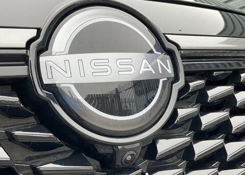 Nissan Qashqai DIG-T N-CONNECTA 7