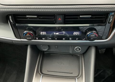 Nissan Qashqai DIG-T N-CONNECTA 22