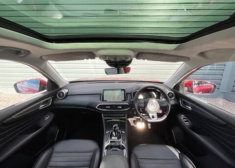 MG HS 1.5 T-GDI EXCLUSIVE DCT 11