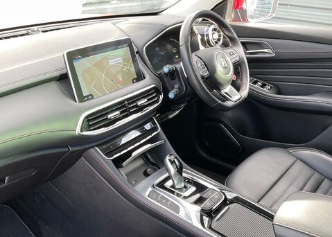 MG HS 1.5 T-GDI EXCLUSIVE DCT 14