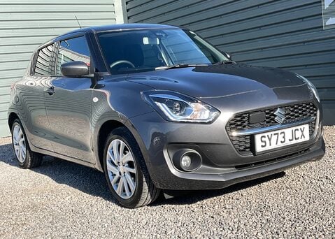 Suzuki Swift SZ-T DUALJET MHEV 3