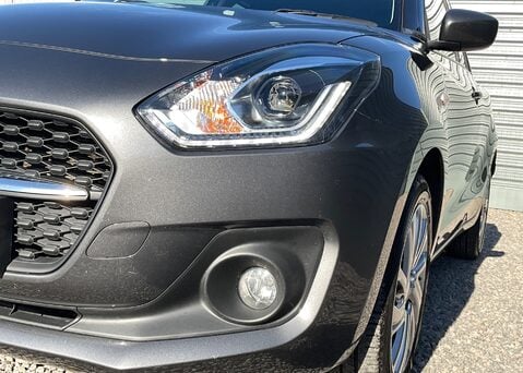 Suzuki Swift SZ-T DUALJET MHEV 5