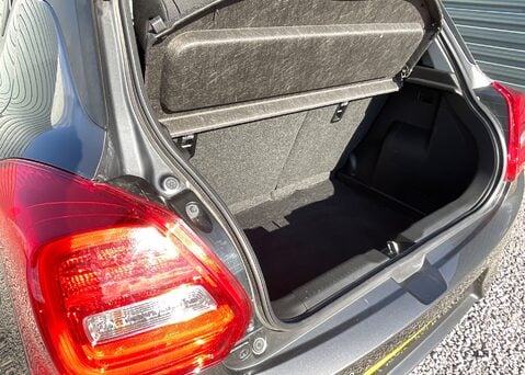 Suzuki Swift SZ-T DUALJET MHEV 18