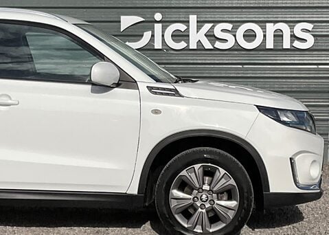 Suzuki Vitara SZ-T BOOSTERJET MHEV 3