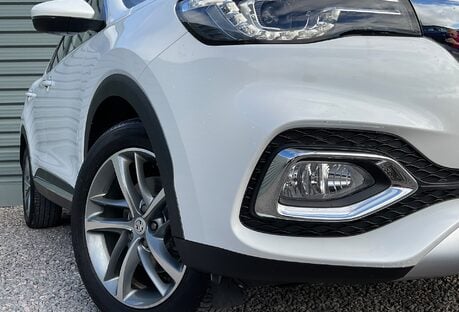 MG HS 1.5 T-GDI EXCLUSIVE DCT