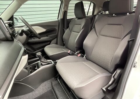 Suzuki Swift ULTRA 8