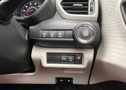 Suzuki Swift ULTRA 25