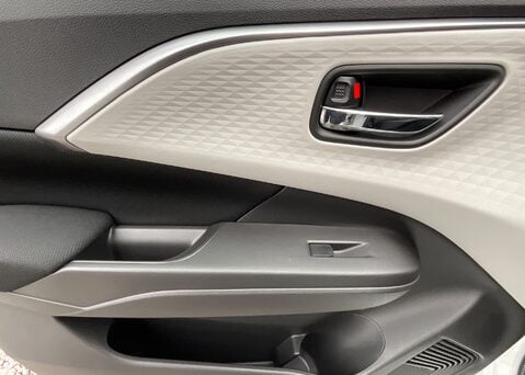 Suzuki Swift ULTRA 13