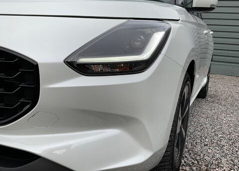 Suzuki Swift ULTRA 5