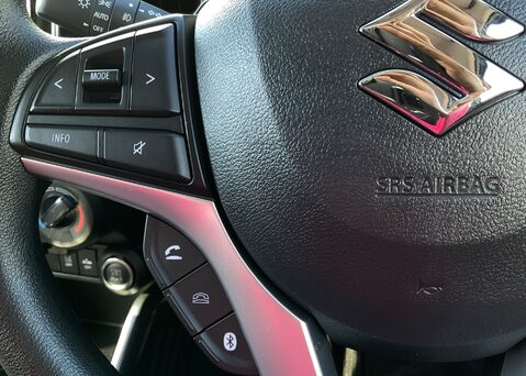 Suzuki Ignis SZ-T DUALJET MHEV 25