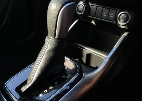 Suzuki Ignis SZ-T DUALJET MHEV 18