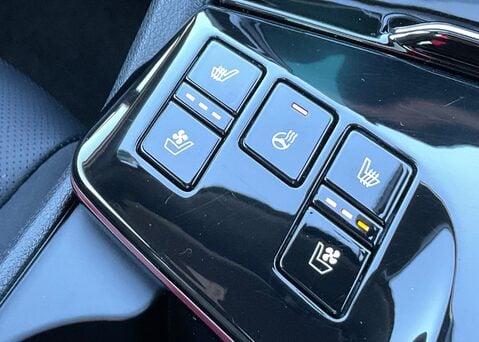 Kia Sportage 1.6 T-GDi GT-LINE S ISG HEV 23