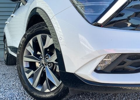 Kia Sportage 1.6 T-GDi GT-LINE S ISG HEV 2